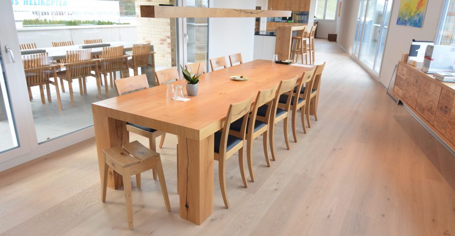 Massivholztische Und Eckbaenke002