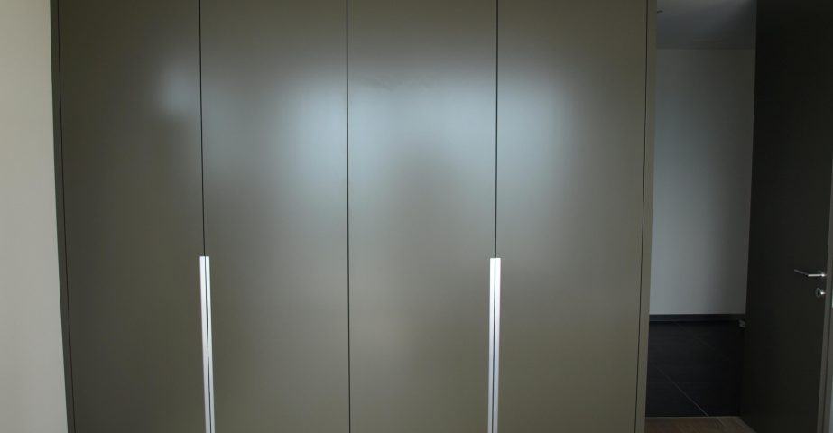 Schraenke038